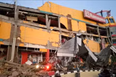 Vietnam extends sympathy to Indonesia over tsunami-caused losses