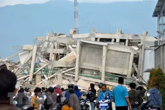 Indonesia: Most of foreigners safe after deadly quake, tsunami