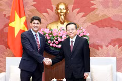 NA Vice Chairman receives Coca-Cola Vietnam CEO