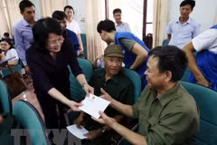 Officials visit war heroes in build up to War Invalids and Martyrs 