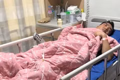 Vietnamese embassy visits two injured in RoK factory explosion