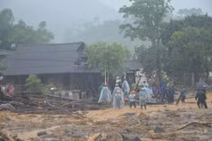 Front sends relief to flood-hit Yen Bai