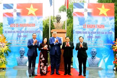 Bust of first Dominican President inaugurated in Hanoi
