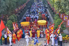 HCM City presents Tet offerings to Hung Kings