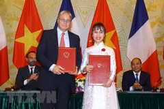 Vietjet signs contract to buy 50 Airbus aircraft 