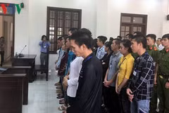 Dong Nai: 20 stand trial for social disturbance