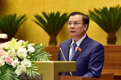 Legislators mull over State budget balance in 2016