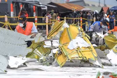Indonesia stops search for Lion Air crash victims