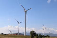 Seminar introduces sustainable energy solutions for community 