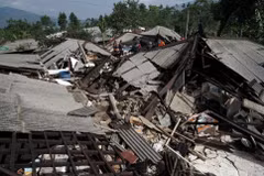 Indonesia: Earthquake leaves two dead, over 300 buildings damaged 
