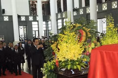 Foreign guests pay last respects to President Tran Dai Quang