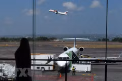 Indonesia reopens airport after volcanic eruption