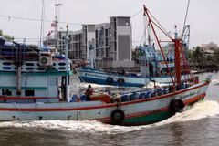 Thai gov't to meet with EU delegates in April