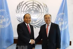 Vietnam brings into full play active role at multilateral forums