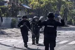 Indonesian police kill four terror suspects, foiling terrorist plot