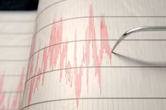6.4-magnitude earthquake rocks eastern Indonesia