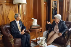 Vietnam, Uruguay seek to boost friendship, cooperation
