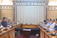 HCM City calls for Singaporean investment in infrastructure, environment 
