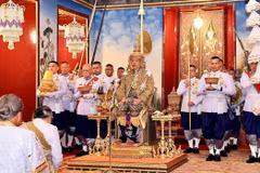 Party chief, President Nguyen Phu Trong congratulates Thai King on coronation