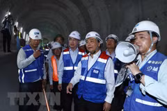 PM inspects construction of HCM City’s Metro Line No.1