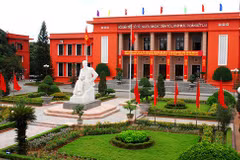 HCM National Academy of Politics to grant scholarships to South Africa