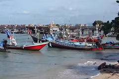 Thailand braces for tropical storm Pabuk 