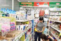 Convenience stores help domestic retailers compete with foreign rivals
