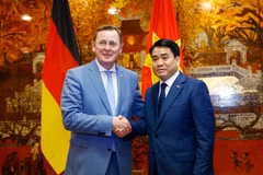 Hanoi boosts cooperation with German locality