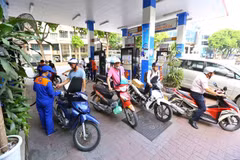 Petrolimex plans convenience stores at gas stations