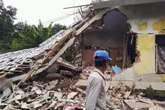 Indonesia: agencies calm public about tsunami threat 