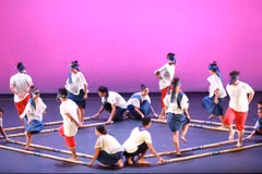 Children gather in Hoi An for international festival