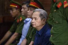Trial on former top HCM City official opens