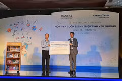 RoK fund presents books to children in Ho Chi Minh City 