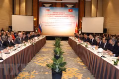 Vietnam, Russia agree on measures to boost bilateral ties 