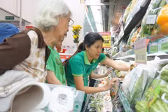 Vietnamese retailers strive to gain strong foothold in domestic market 