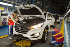 VAMA reports sharpest month-on-month fall in automobile sales