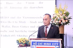 Nguyen Anh Tuan, President of the Vietnam-Germany Friendship Association in Ho Chi Minh City, speaks at the gathering. (Photo: VNA)