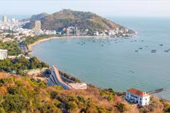 Volunteer club leads community efforts for cleaner Vung Tau beaches