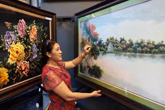 Hanoi's artisans work to keep embroidery craft alive