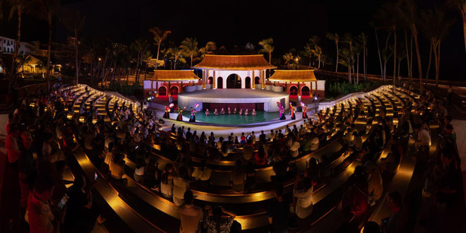 A Oi seaside theater with a unique architecture (Photo: Sun Group) A Oi.jpg