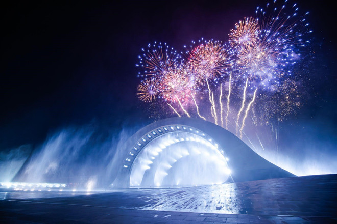 Kiss of the Sea is a wonderfully bizarre multisensory spectacle. Phu Quoc 5.jpg