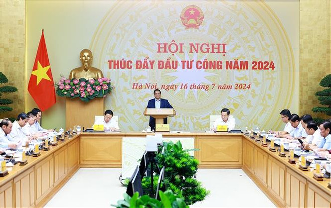 An overview of the conference (Photo: VNA) vna_potal_thu_tuong_pham_minh_chinh_chu_tri_hoi_nghi_thuc_day_dau_tu_cong_nam_2024_7484252.jpg