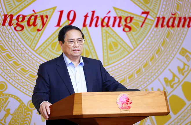 Prime Minister Pham Minh Chinh calls for the all-people and comprehensive digital transformation. (Photo: VNA) PM Chinh.jpg