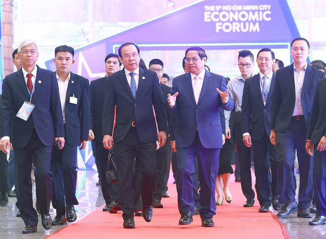 Prime Minister Pham Minh Chinh attends the Ho Chi Minh City Economic Forum 2024 (Photo: VNA) vna_potal_thu_tuong_du_khai_mac_dien_dan_kinh_te_thanh_pho_ho_chi_minh_lan_thu_5__7615002.jpg