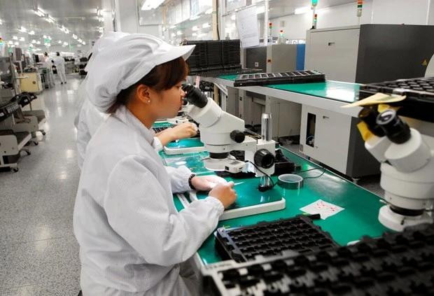 Vietnam's economy is showing mixed signs of recovery in early 2024 (Photo: VietnamPlus) WB 2.webp