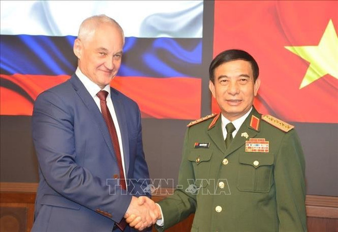 Minister of National Defence Gen Phan Van Giang and his Russian counterpart Andrey Removich Belousov. (Photo: VNA) Phan Van Giang.jpg