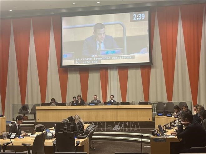 Ambassador Dang Hoang Giang, Permanent Representative of Vietnam to the United Nations, speaks at the meeting. Photo: VNA ambassador.jpg