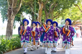 Ancient capital Hue dazzles with colourful traditional Vietnamese attire