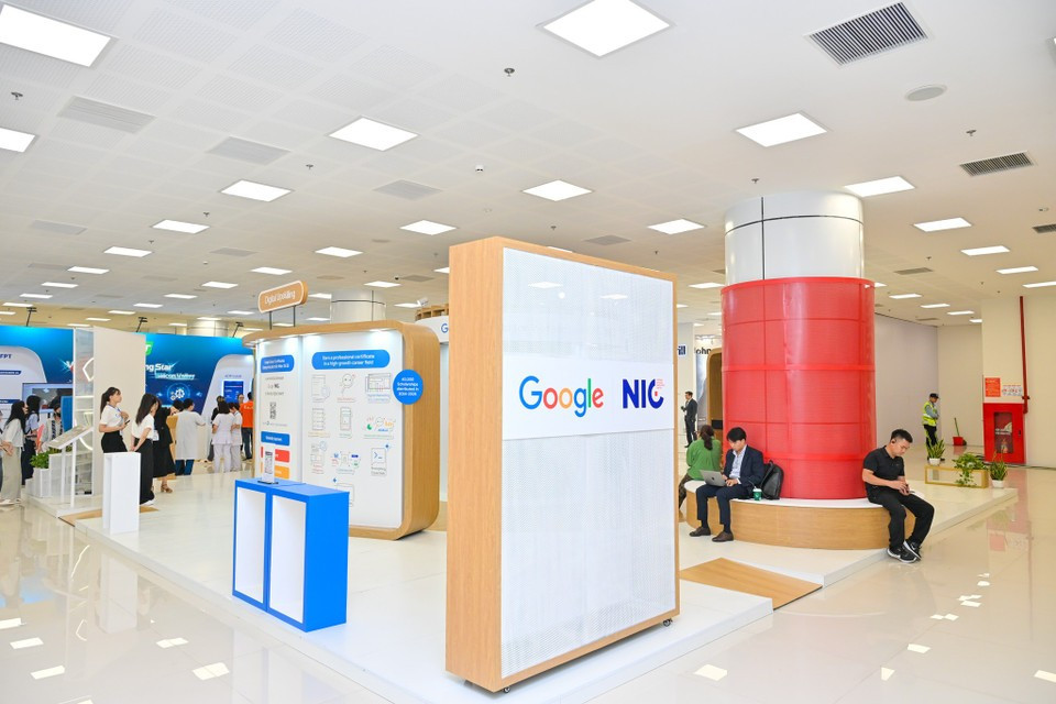 Google’s booth at the VIIE 2025. (Photo: VietnamPlus)