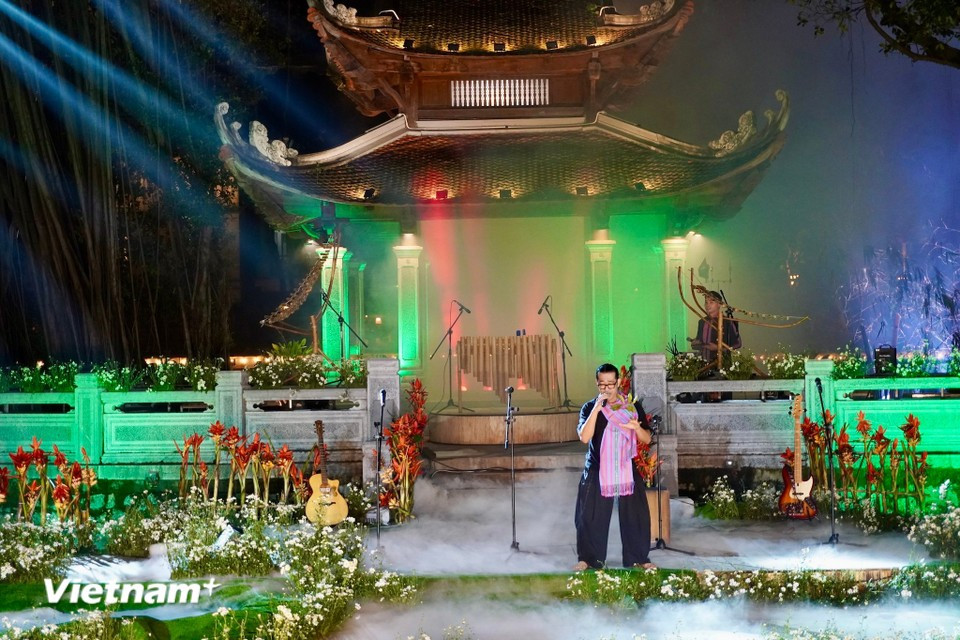 The programme is expected to become a turning point, where heritage is awakened, integrated into the contemporary flow, and helps create new cultural and economic values for Hanoi. (Photo: VietnamPlus)